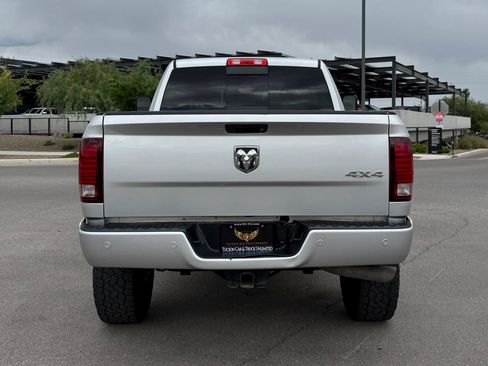 Used 2018 RAM 2500 Laramie w/ Sport Appearance Group AWD/4WD image 3