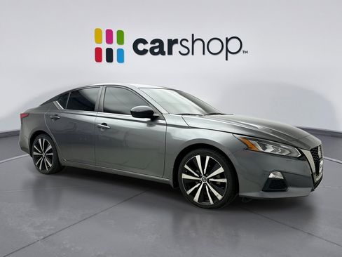 Used 2022 Nissan Altima 2.5 SR FWD image 7