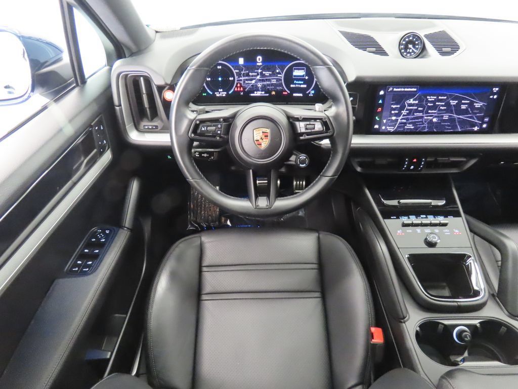 Certified 2025 Porsche Cayenne S AWD/4WD image 16