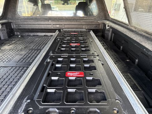 Used 2022 Chevrolet Silverado 1500 RST image 12