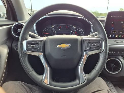Used 2024 Chevrolet Blazer LT w/ Convenience Package FWD image 36