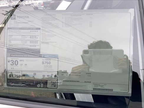 New 2025 Toyota RAV4 LE image 21