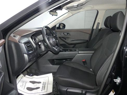 Used 2023 Nissan Rogue S AWD/4WD image 20