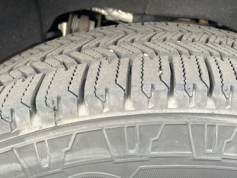 Used 2020 Chevrolet Silverado 2500 LTZ w/ LTZ Premium Package image 29