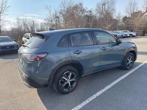 Used 2023 Honda HR-V EX-L image 9