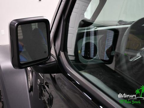 Used 2024 Jeep Wrangler Unlimited Sport AWD/4WD image 14