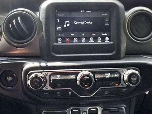 New 2023 Jeep Gladiator Sport image 12