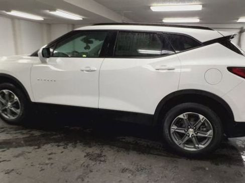 Certified 2023 Chevrolet Blazer LT w/ Convenience Package image 6