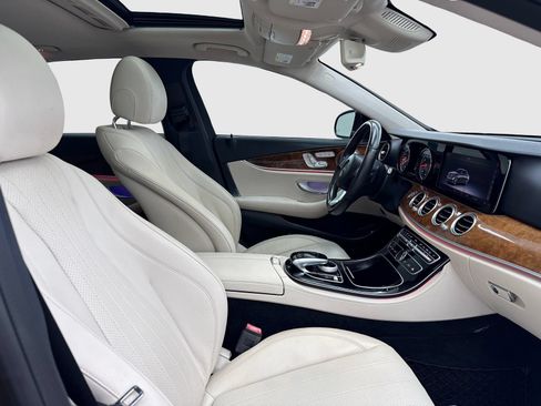 Used 2018 Mercedes-Benz E 300 w/ Premium 1 Package image 41
