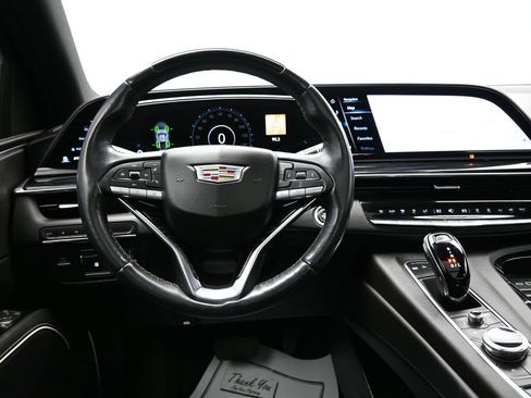 Used 2023 Cadillac Escalade ESV Sport AWD/4WD image 15