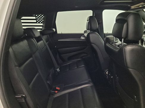 Used 2019 Jeep Grand Cherokee Limited AWD/4WD image 29