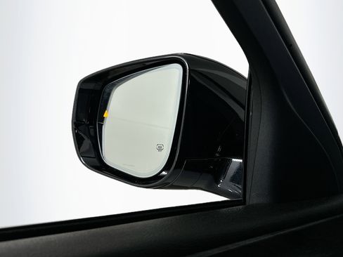 Used 2022 Jeep Grand Cherokee Limited 4xe w/ Luxury Tech Group II image 16