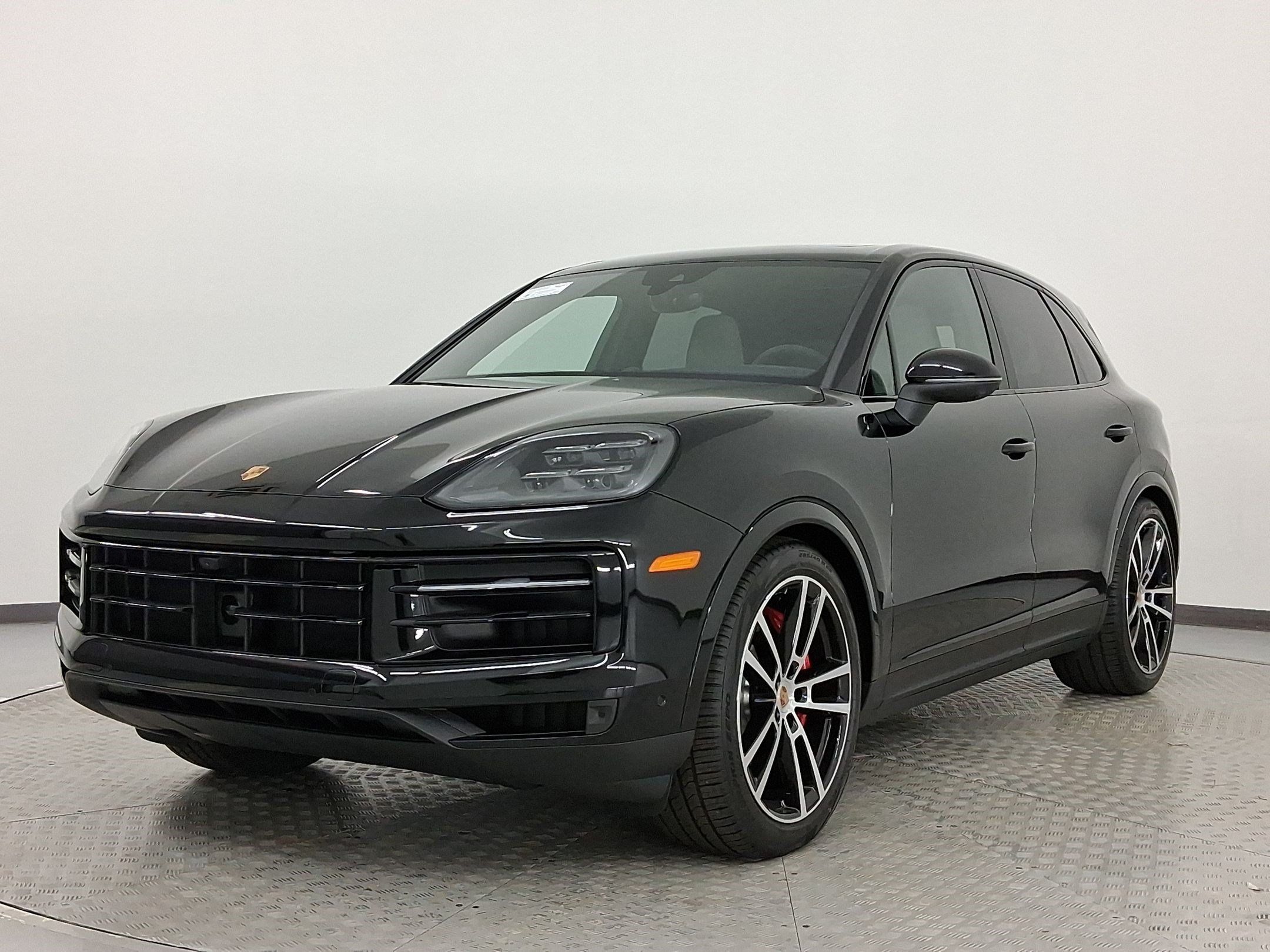 Used 2026 Porsche Cayenne S AWD/4WD image 1