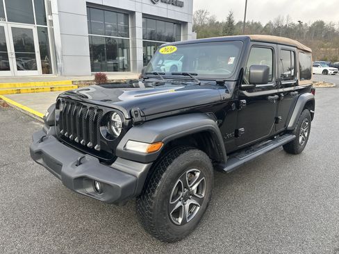 Used 2020 Jeep Wrangler Unlimited Sport image 2