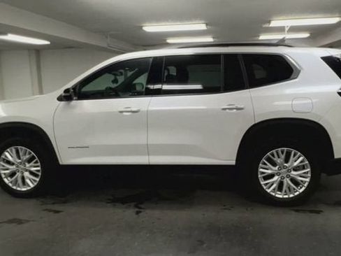 Used 2024 GMC Acadia Elevation AWD/4WD image 6