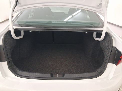 Used 2025 Volkswagen Jetta Sport image 26