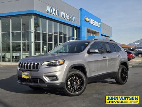Used 2019 Jeep Cherokee Limited w/ Luxury Group image 1
