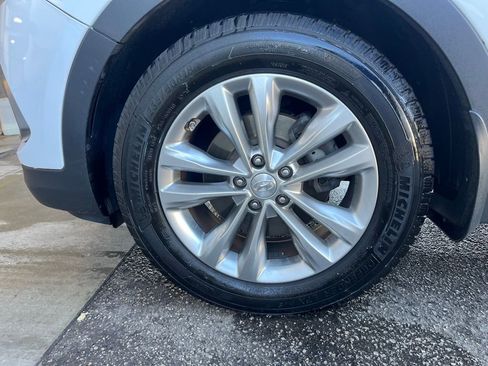 Used 2017 Hyundai Santa Fe Sport 2.0T image 8