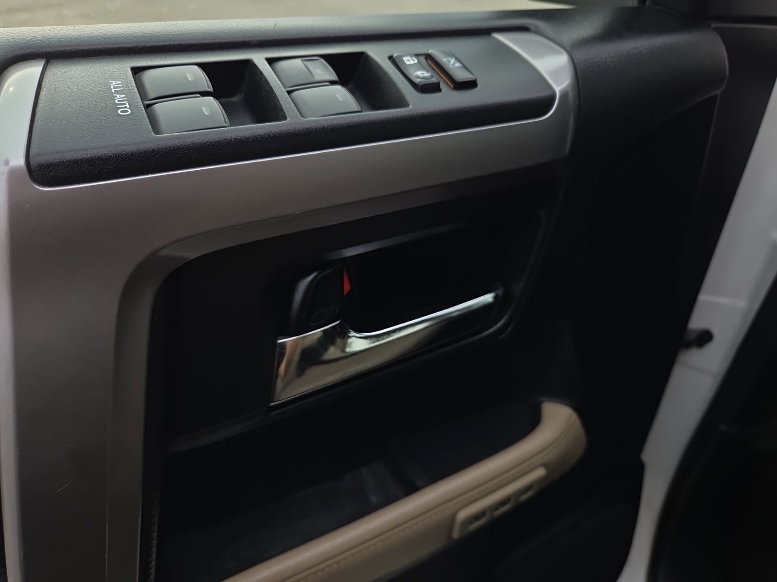 Used 2019 Toyota 4Runner Limited AWD/4WD image 21