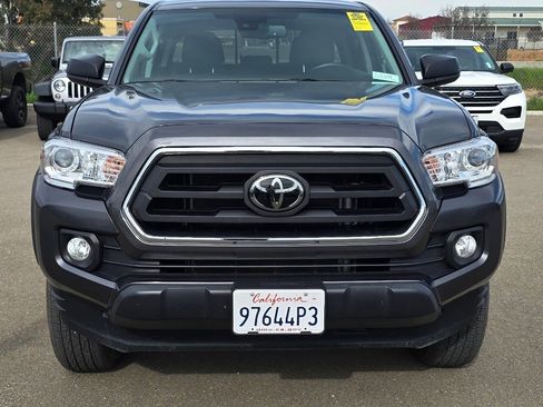 Used 2023 Toyota Tacoma image 2