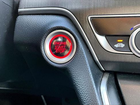 Used 2020 Honda Accord LX image 25