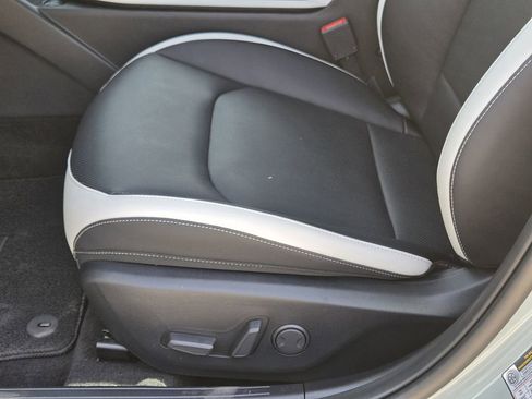 New 2026 Kia K4 GT-Line FWD image 17