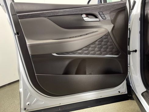 Used 2020 Hyundai Santa Fe Limited image 19