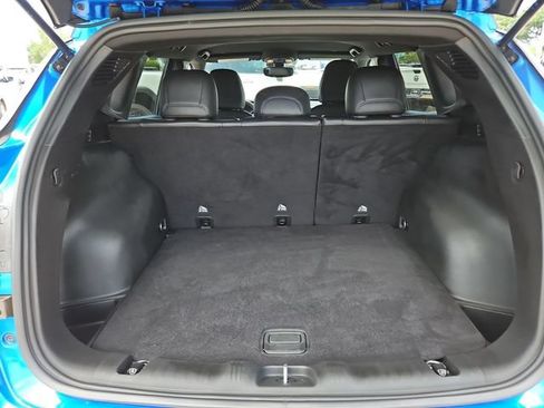 Used 2025 Jeep Compass Limited AWD/4WD image 24