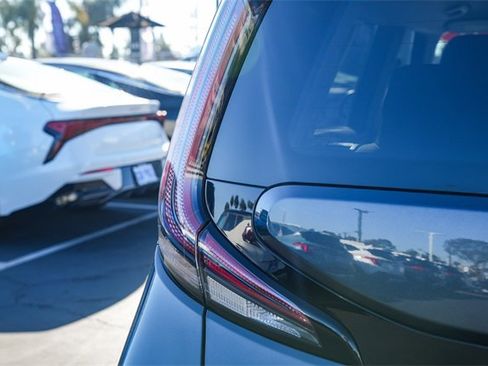 Certified 2023 Kia Soul LX image 9