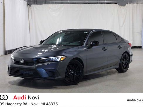 Used 2024 Honda Civic Sport image 1