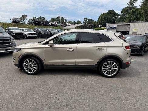 Used 2017 Lincoln MKC Reserve FWD image 8