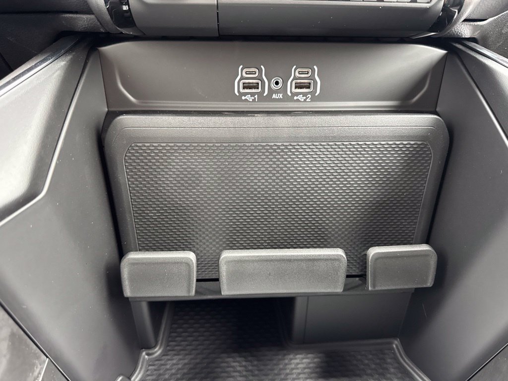 New 2027 RAM 3500 Big Horn AWD/4WD image 17