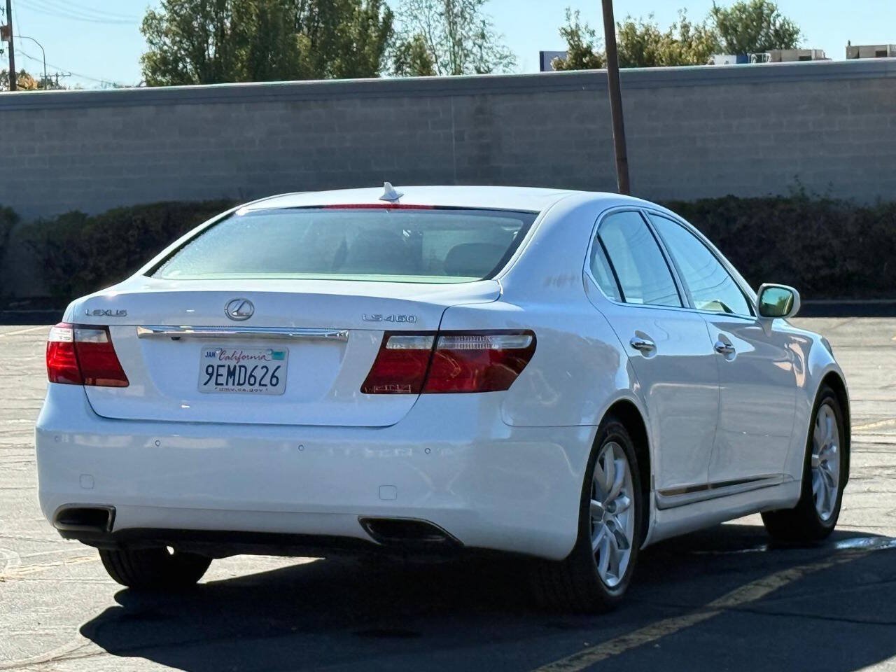 Used 2007 Lexus LS 460 RWD image 5