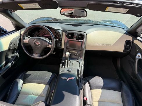 Used 2008 Chevrolet Corvette Convertible w/ Preferred Equipment Group image 12