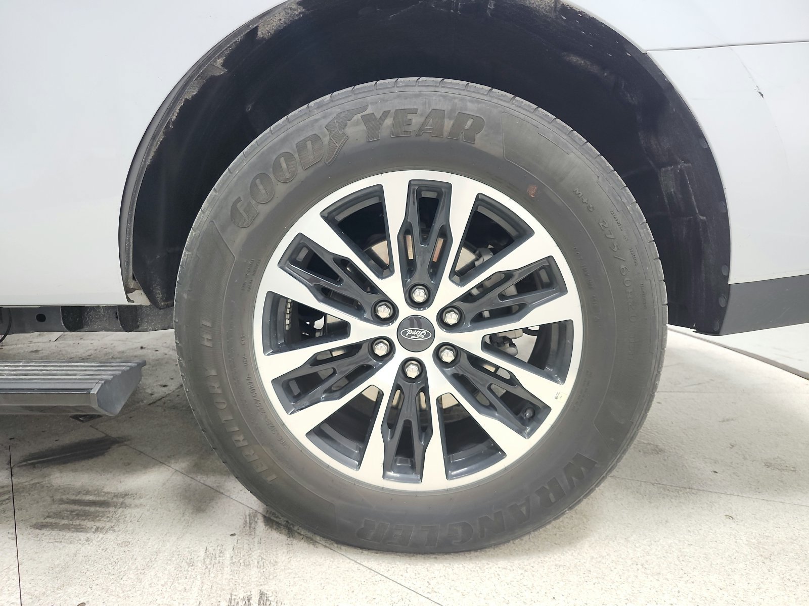 Used 2025 Ford Expedition Platinum AWD/4WD image 20