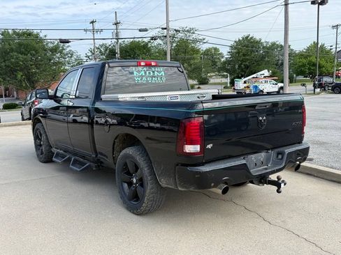 Used 2014 RAM 1500 Express w/ Black Ram 1500 Express Group AWD/4WD image 9