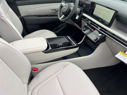 New 2026 Hyundai Tucson Limited image 15