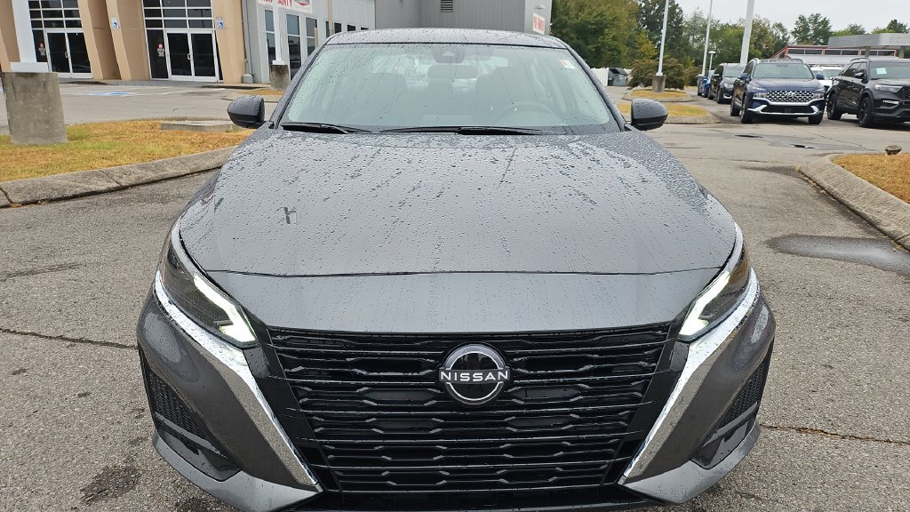 Certified 2025 Nissan Altima 2.5 S FWD image 19