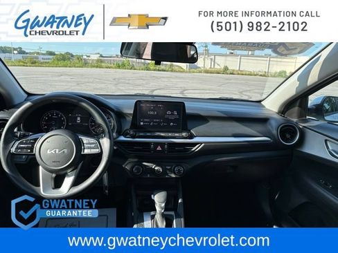 Used 2023 Kia Forte LXS FWD image 22