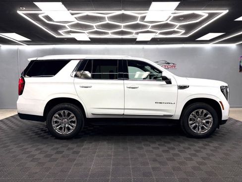 Used 2025 GMC Yukon Denali AWD/4WD image 16
