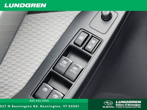 Used 2017 Subaru Forester 2.5i Premium w/ All-Weather Package image 25