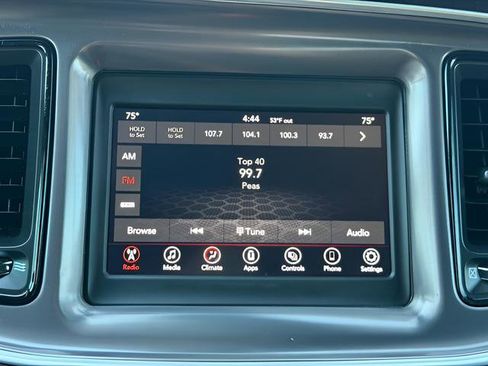 Used 2021 Dodge Challenger SXT image 10