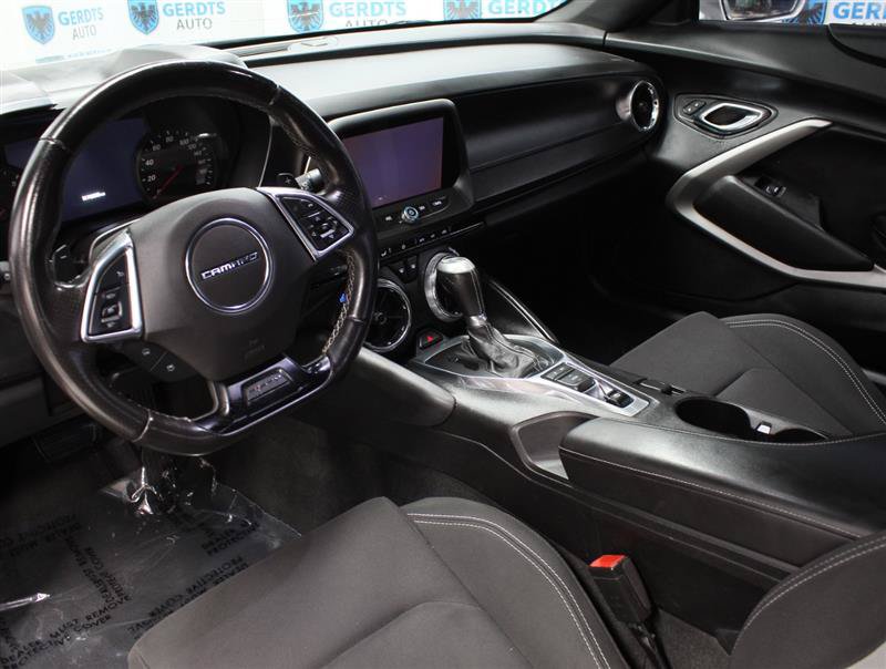 Used 2017 Chevrolet Camaro SS RWD image 7