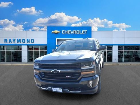 Used 2017 Chevrolet Silverado 1500 LT w/ All Star Edition AWD/4WD image 7