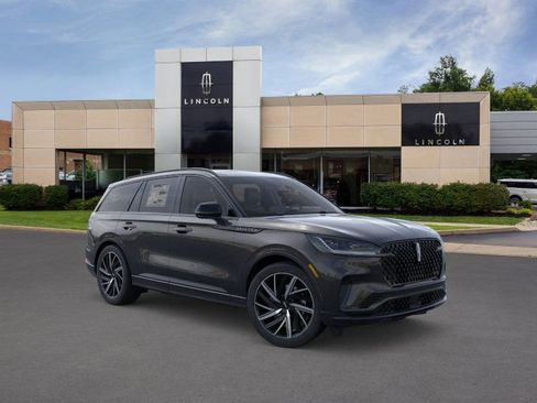 New 2026 Lincoln Aviator Black Label w/ Jet Appearance Package image 7