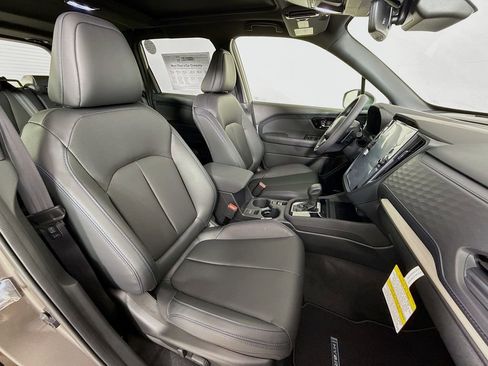 New 2025 Subaru Forester Limited image 29