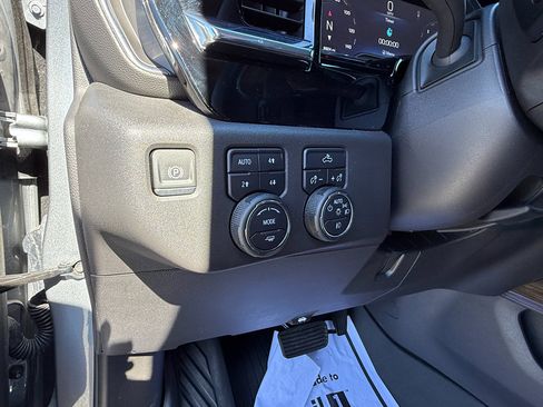 Used 2024 Chevrolet Silverado 1500 LT Trail Boss w/ Convenience Package II image 13