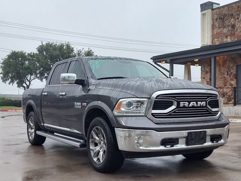 Used 2017 RAM 1500 Limited image 1