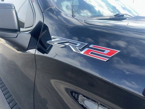 Used 2023 Chevrolet Silverado 1500 ZR2 w/ Technology Package image 7