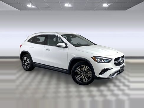 Certified 2026 Mercedes-Benz GLA 250 4MATIC image 6